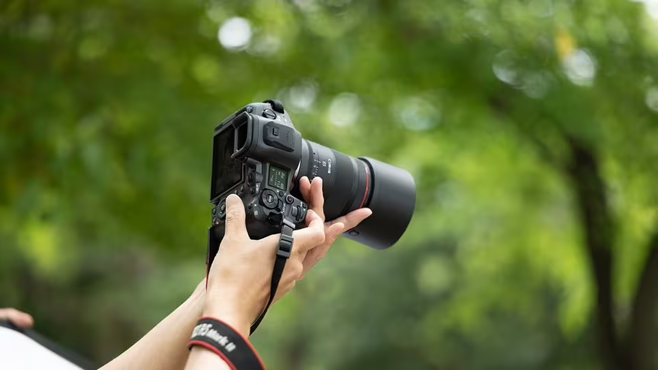 Canon RF 85mm f/1.4L VCM: Key Features & Specs